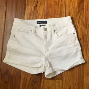 Aeropostale women’s girls ladies white jean denim shorts EUC size 6